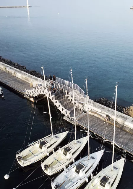 MIDarchitecture - Récompense - Prix hors catégorie de Bilan de l'immobilier 2018 - Passerelle mobile du Jet d'eau de Genève